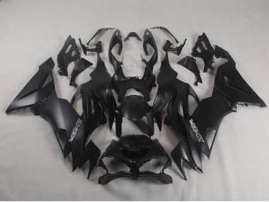 Black 19-23 ZX6R Motorcycle Fairings